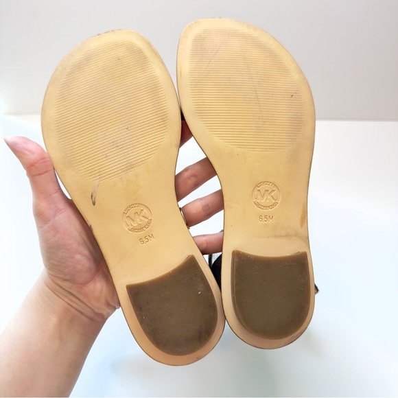 Like new! Michael Kors Camila Logo Trim Sandals – Size 6.5M - Picture 8 of 10